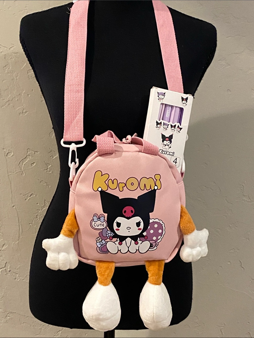 🌟Pink Kids Plush Character Crossbody Bag with Kuromi pen set of 4 NWOT